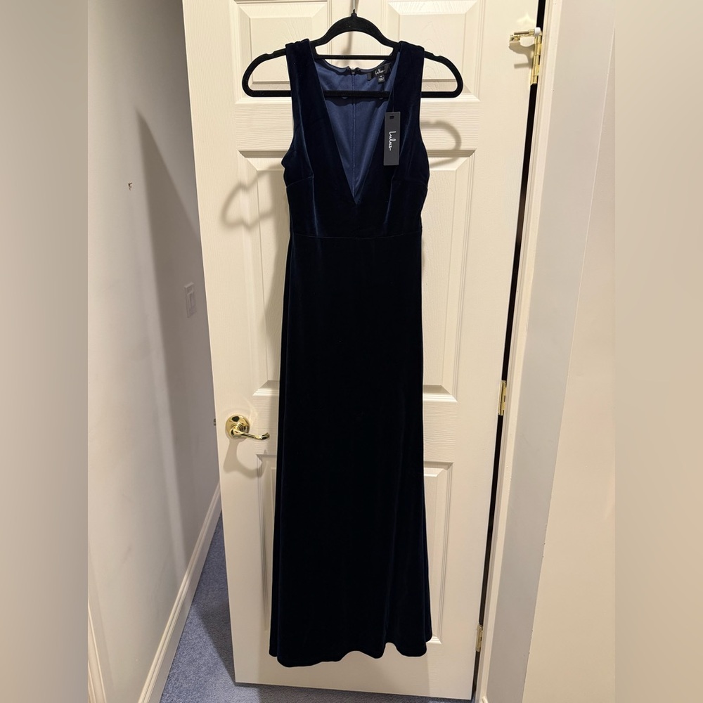 Lulus Elegant "Beautiful Night" Navy Velvet Sleeveless Maxi Dress | Size M